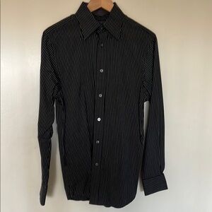 Black Striped Men's Classic Fit button-down Pinstriped Shirt